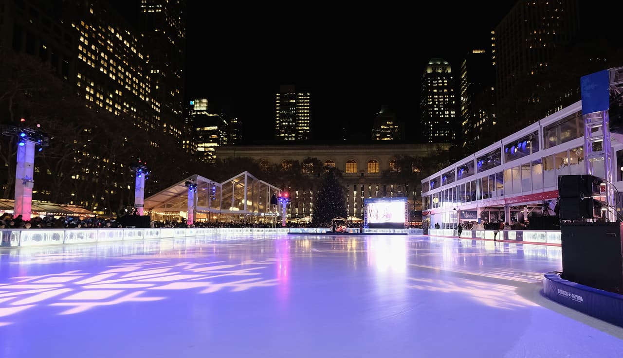 Inauguran la Villa de Invierno del Bryant Park en Nueva York