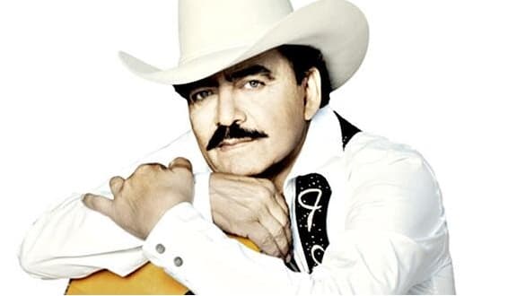 El Rey del Jaripeo, dejó una fortuna valuada en $5 mdd además de casas y terrenos.