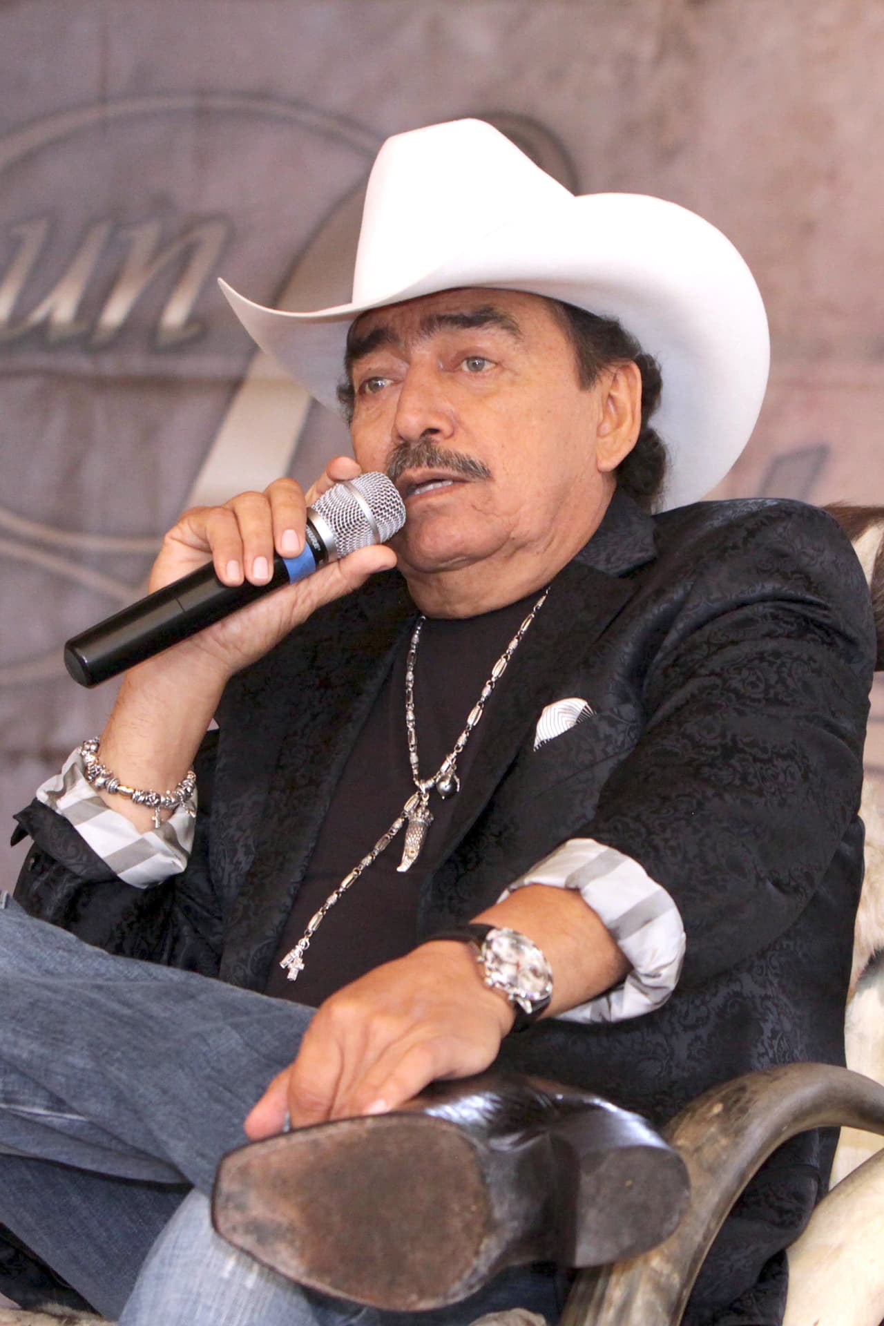 Trascendió que la ex del músico le interpuso una demanda para conseguir más beneficios para la hija de ambos, Juliana Figueroa.