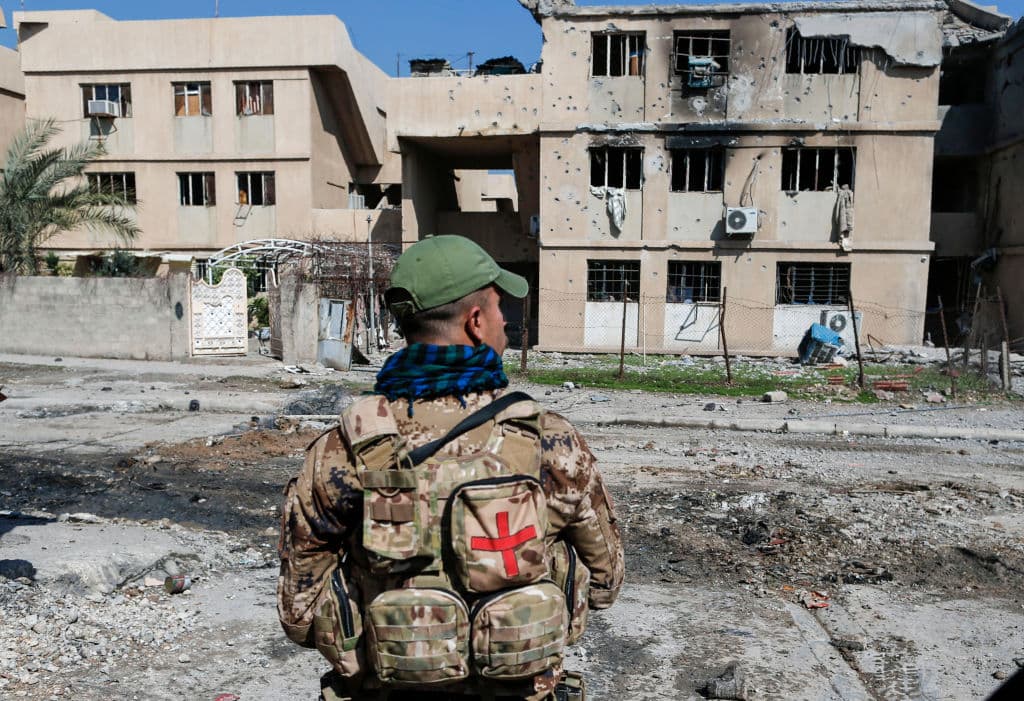 Aliados liderados por EEUU reconocen un ataque áreo en Irak donde murieron varias decenas de civiles