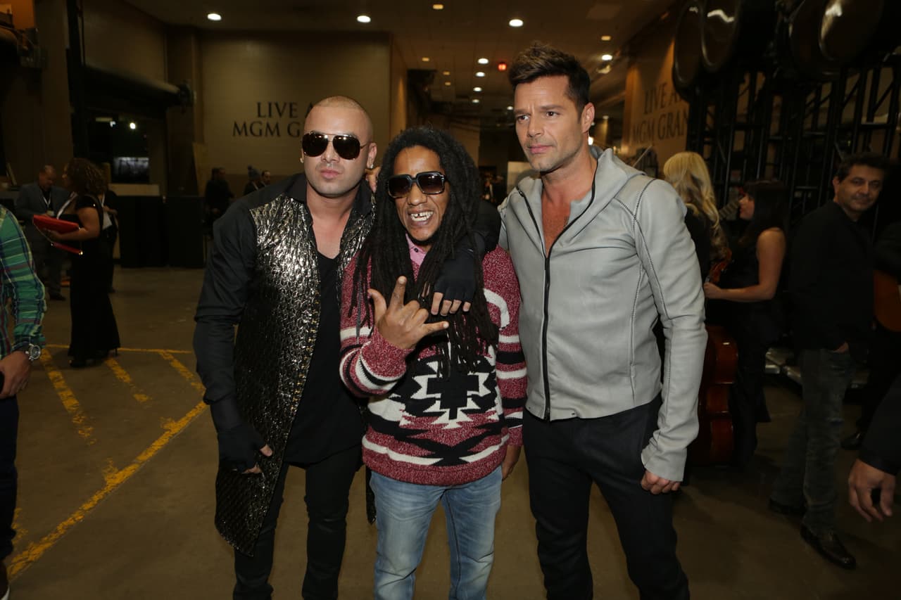 Te llevamos detrás de cámaras de esta entrega quee estuvo espectacular. Selfies, momentos in fraganti y hasta lo que no te imaginas.