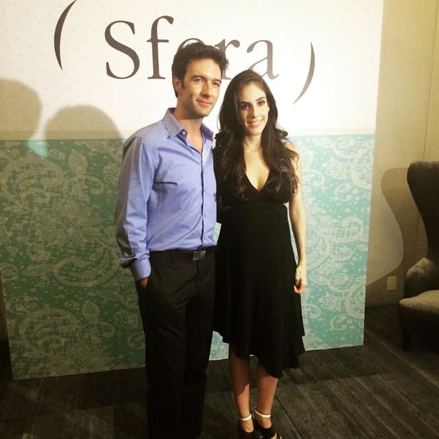 A través de las redes sociales, la guapa actriz dio a conocer la noticia.