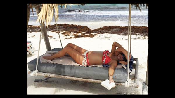 ¡Ahh! Y no ha dudado en mostrar su pancita en bikini, así lució en su último viaje a la playa. Silvia deleitó a sus seguidores con estas imágenes.