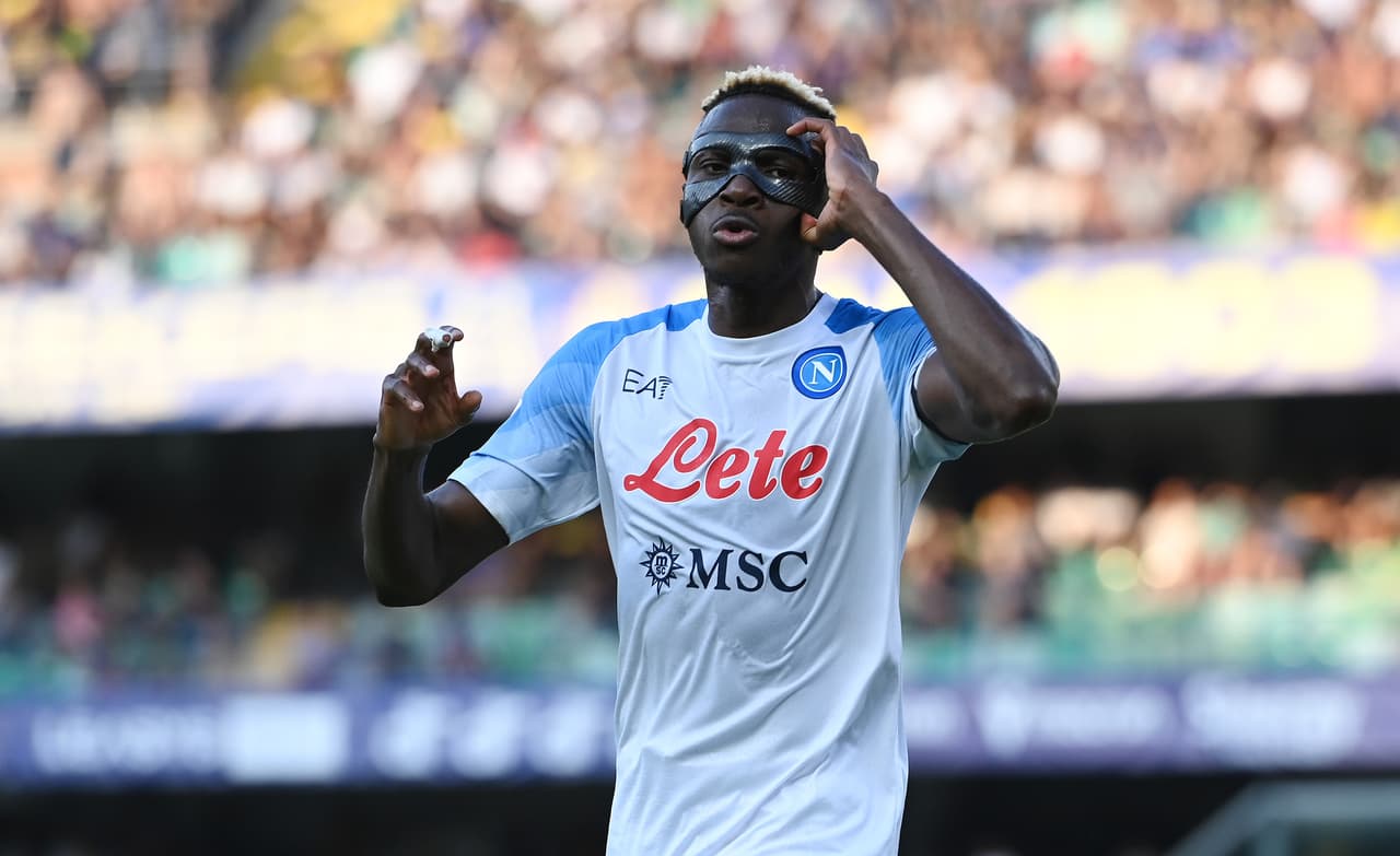 Victor Osimhen lo empató en el agregado de la primera mitad.