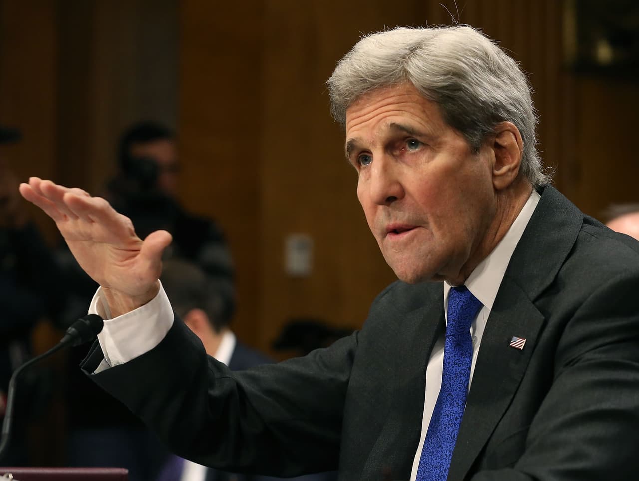 Kerry recomienda a Trump asesorarse con el Departamento de Estado antes de hablar con líderes extranjeros