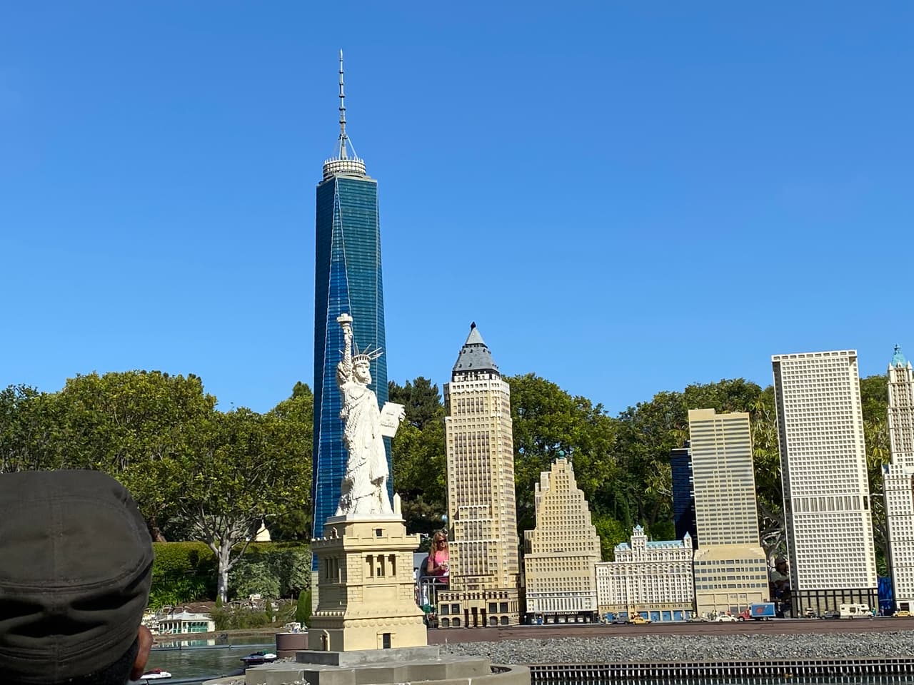 La Estatua de la Libertad y los rascacielos de Manhathan te asombrarán por la perfección de las estructuras. Además, hasta una réplica del metro de la ciudad te sorprenderá.
