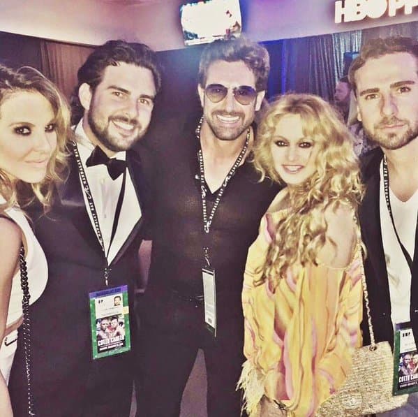 Alan Tacher contó que tras tocar la pancita de su esposa, Cristy, Pau le reveló que próximamente les tendría "una sorpresita”.