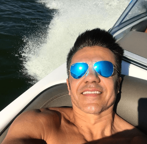 Con esta selfie El Vitor deseó un año lleno de sonrisas.