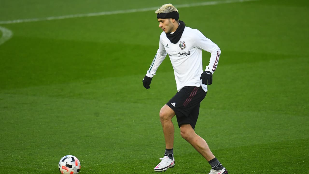 Raúl Jiménez se sumó a las felicitaciones a México Sub-23