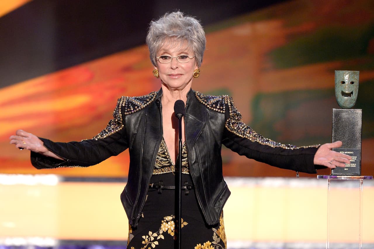 La leyenda del cine, 
<b><a href="https://www.univision.com/temas/rita-moreno">Rita Moreno</a></b>, confirmó su asistencia a la gala como presentadora.