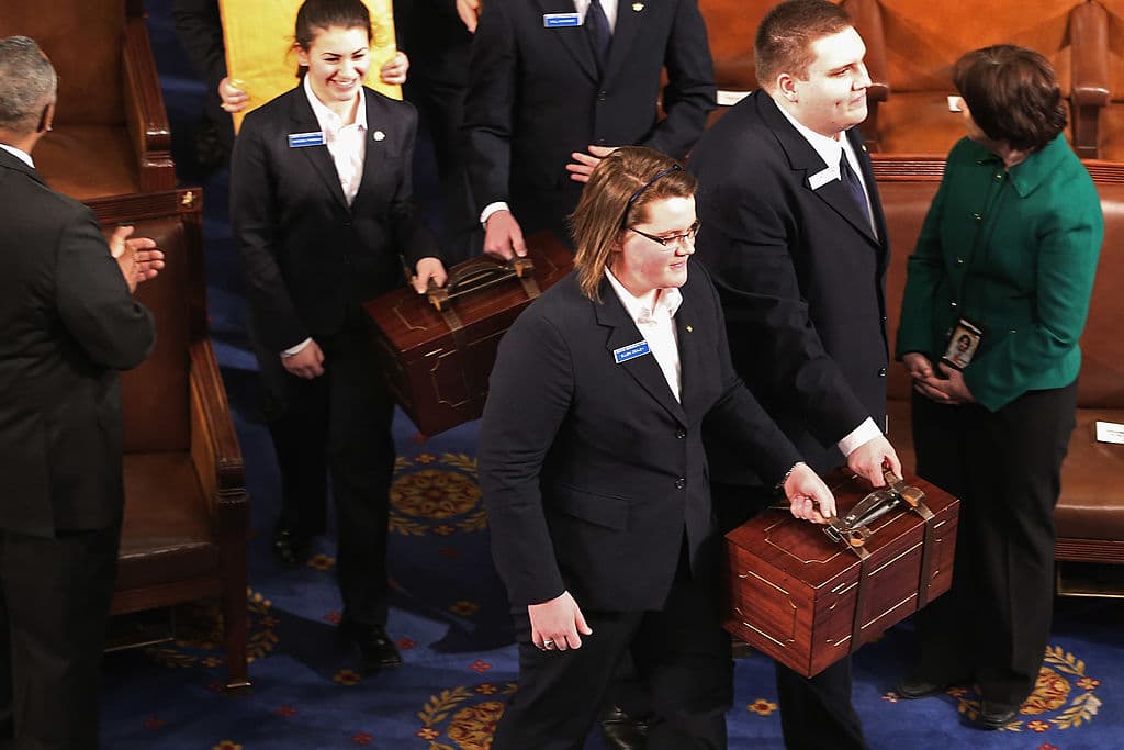 Lo que predicen las votaciones anticipadas sobre las preferencias por Clinton y Trump 