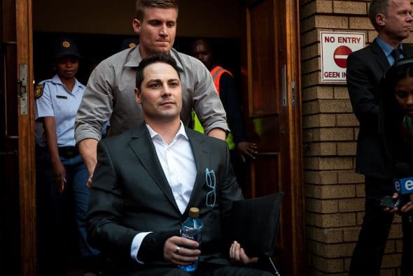 La familia de Pistorious salió del Tribunal a la espera de la resolución final, que se dará este viernes.