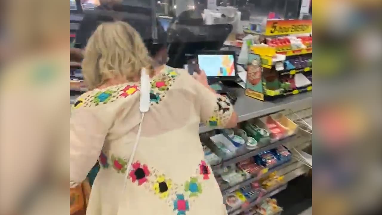 CDC refuerza su recomendación de utilizar el cubrebocas en entornos públicos