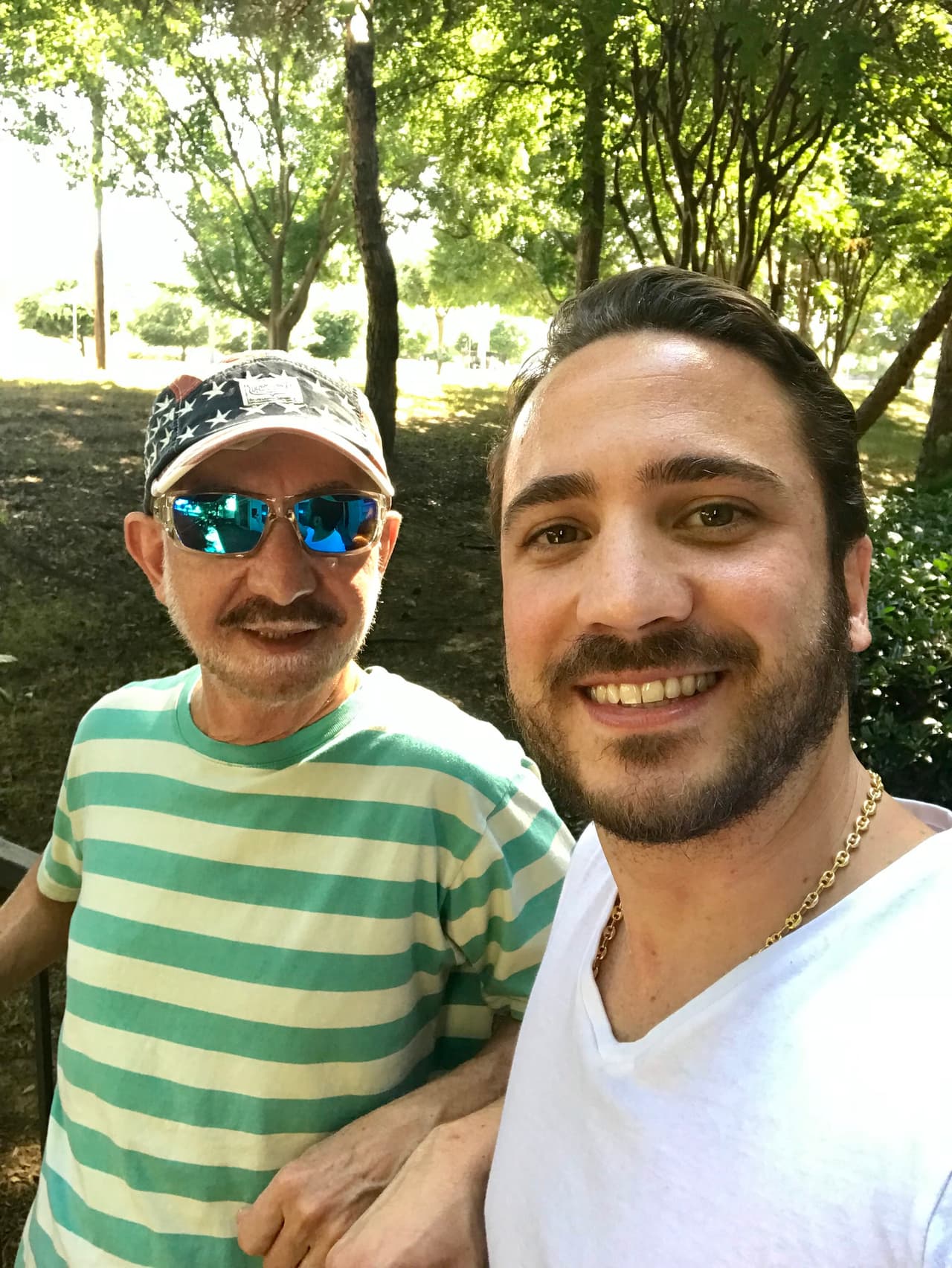 Nuestro presentador y periodista Miguelangel Piñero se reencontró recientemente con su padre Miguel Piñero y aprovechó la ocasión para enviarle este mensaje. "Eres un digno referente de paternidad, un regalo del Cielo. Por eso me encargaré siempre de ser el mejor hijo posible..."