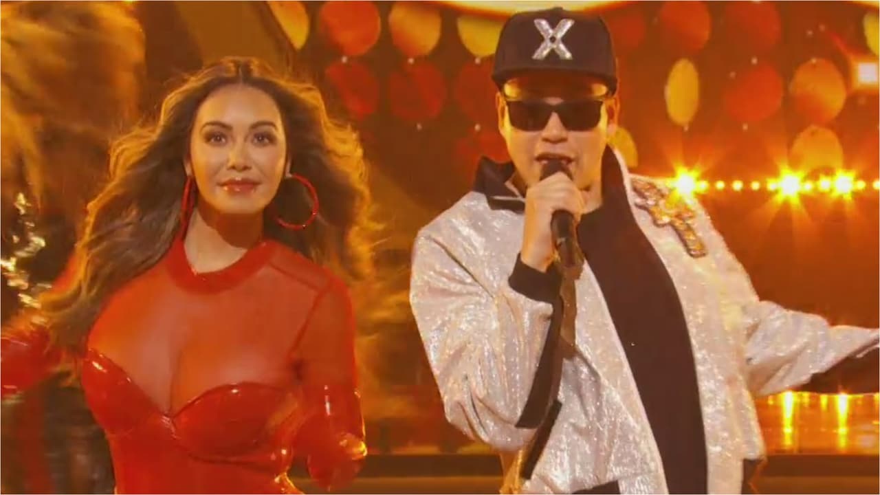 Chiquis tuvo una segunda actuación a lado de Raymix y armaron la fiesta en el TeletonUSA.