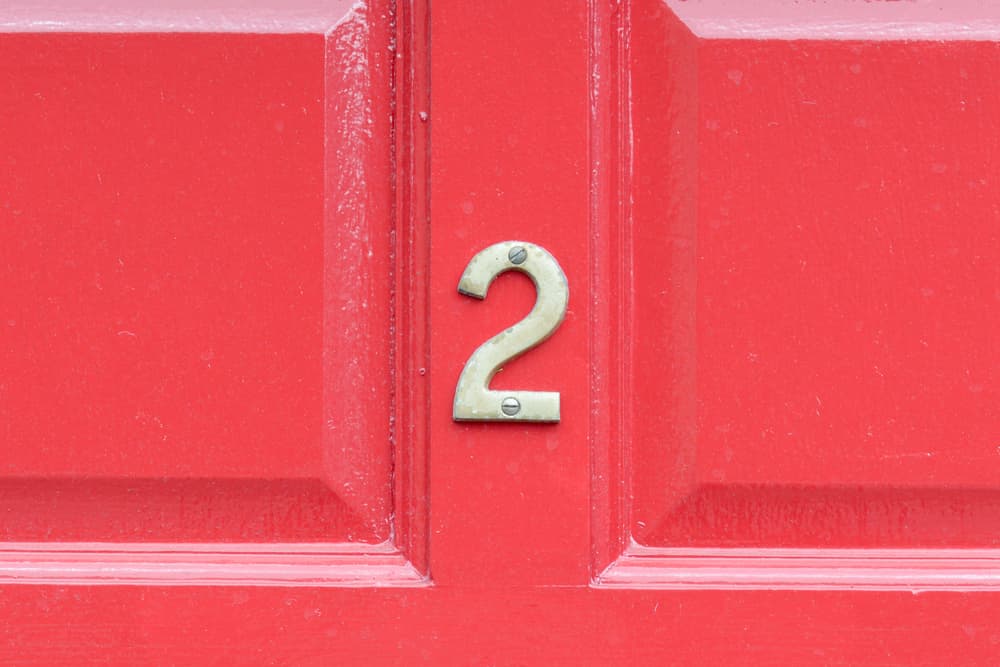 Estás en tu ciclo uno, por las razones ya explicadas anteriormente. Al ser tú un número dos, y sumarlo con el 8 que es la vibración de este martes 13 de noviembre tenemos el total 10, que al reducirse nos da 1, ya que 10=1. Comenzarás algo diferente, con muchas probabilidades de éxito.