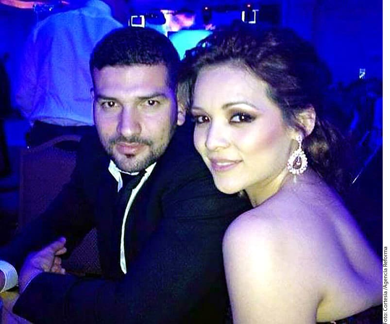 La polémica de la boda entre Panini y Garza se intensificó luego de que Karla Luna falleciera a consecuencia del cáncer que padecía. Los fans de la 'comare morena' volvieron a atacar a Panini e incluso la culparon de su muerte.