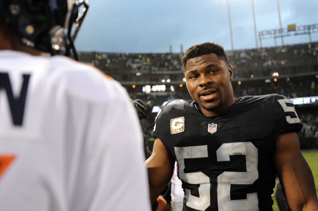 Khalil Mack, defensivo del año en 2017, primera selección de Raiders en 2014, fue canjeado para sorpresa de todos de Oakland a Chicago. Los Bears rápido le dieron contrato de seis años y 114 millones.