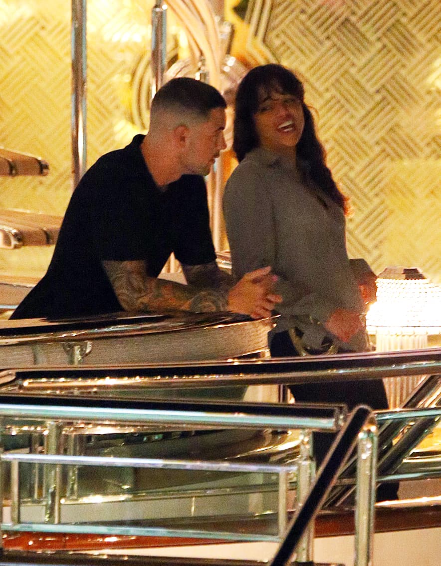 Pero Michelle no sólo se la ha pasado en tremendas fiestas en Ibiza.