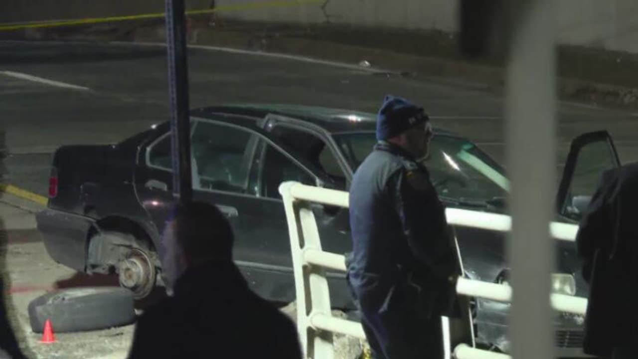 Joven secuestra a exnovia choca auto y resulta herido tras enfrentar a policías en Manhattan