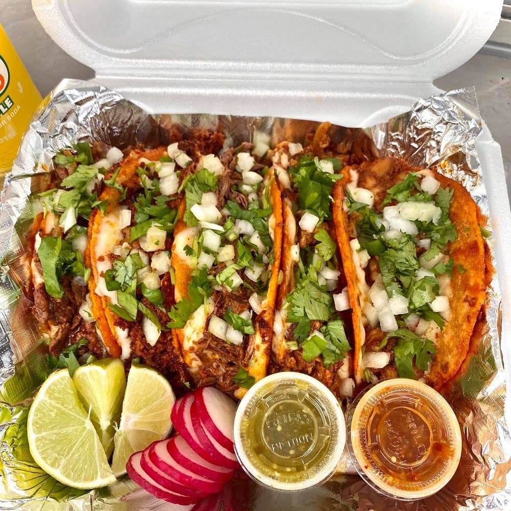 <b>3) Los tacos de García: </b>3400 Spring Forest Rd Raleigh, NC 27616