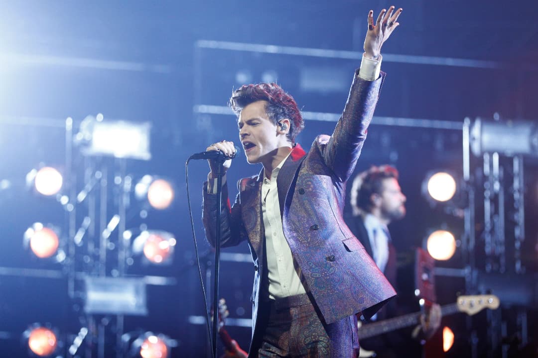 En 2016 Harry Styles decidió lanzarse como solista y actualmente está construyendo firmemente su carrera en la música.