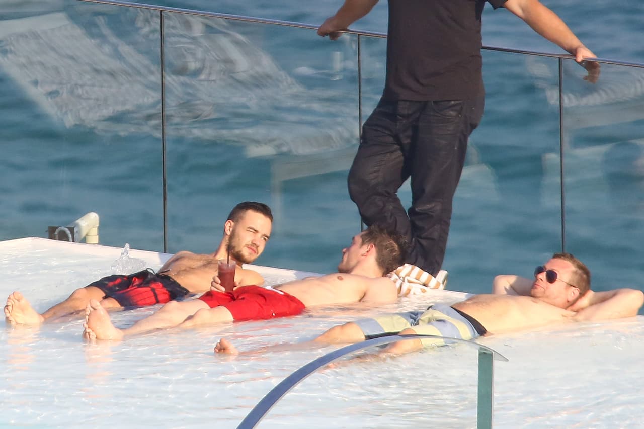 Pero esta no es la primera vez que estos chicos se van de viaje juntos para relajarse.