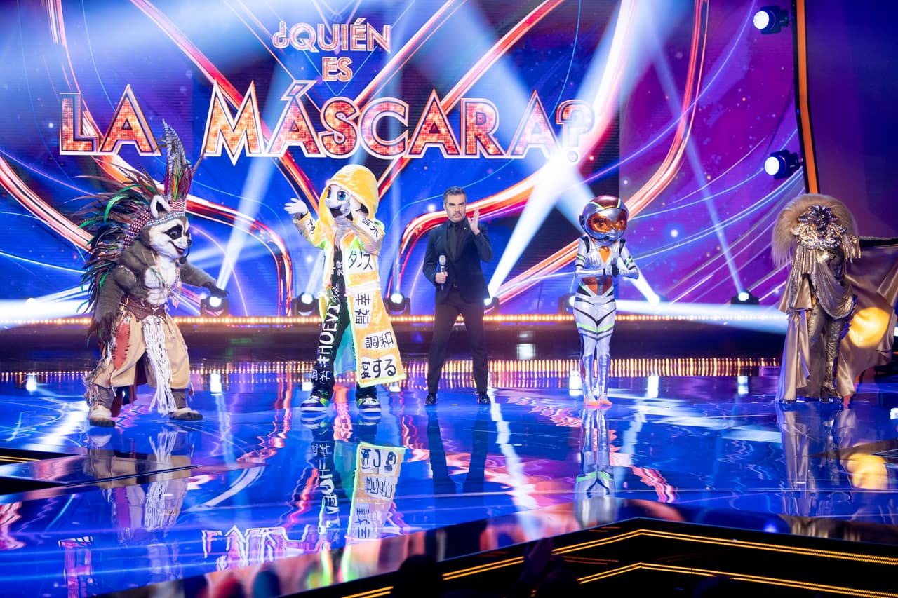 El show continúo con el cuádruple combate a cargo de Hueva, Apache, Androide y Leona.