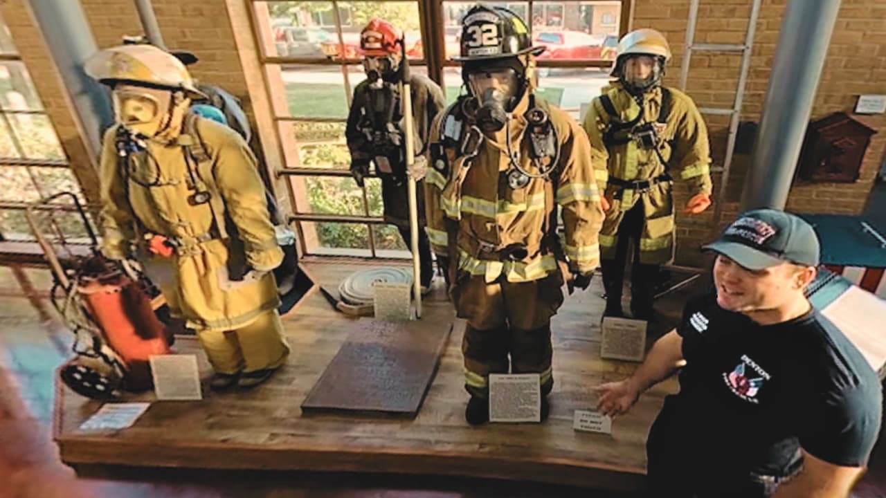 ¡No te pierdas esta experiencia única que te transportará a través del tiempo y te dejará con 
<b>un profundo respeto por los héroes detrás del uniforme de bombero</b>!