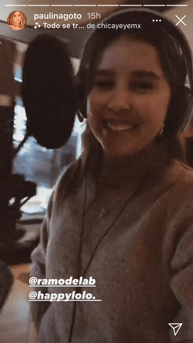 También publicó imágenes de una sesión en el estudio de grabación lo que da entender que la actriz se ha refugiado en la música. 
<br>