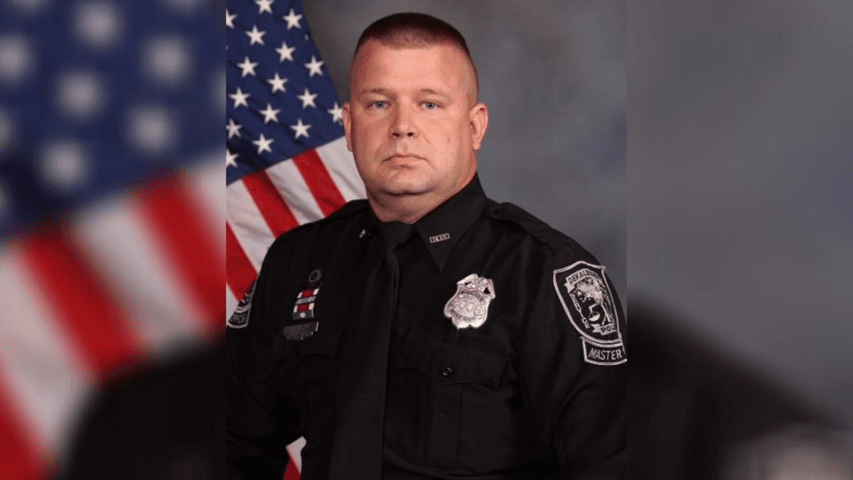 Muere policía del condado de Dekalb en colisión que involucró a varios vehículos