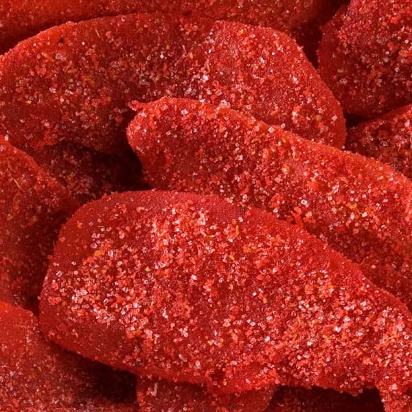 <b>Mangos con chile.</b> En general, los frutos deshidratados (mangos, piñas, chabacanos) cubiertos de un polvo hecho con chile piquín molido y sal, son una golosina a la que pocos se resisten.