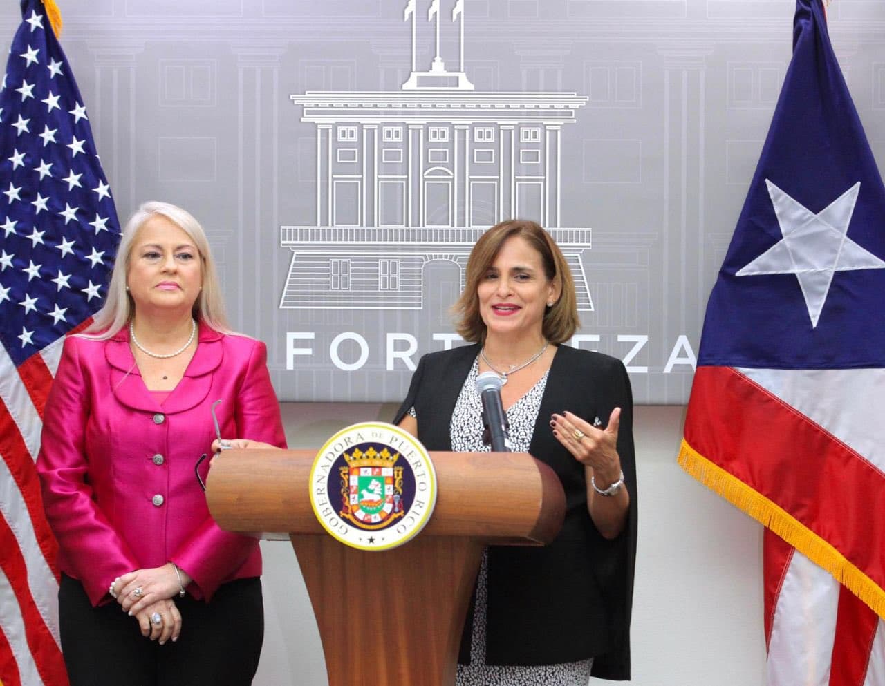 Revelan salario de Zoé Laboy