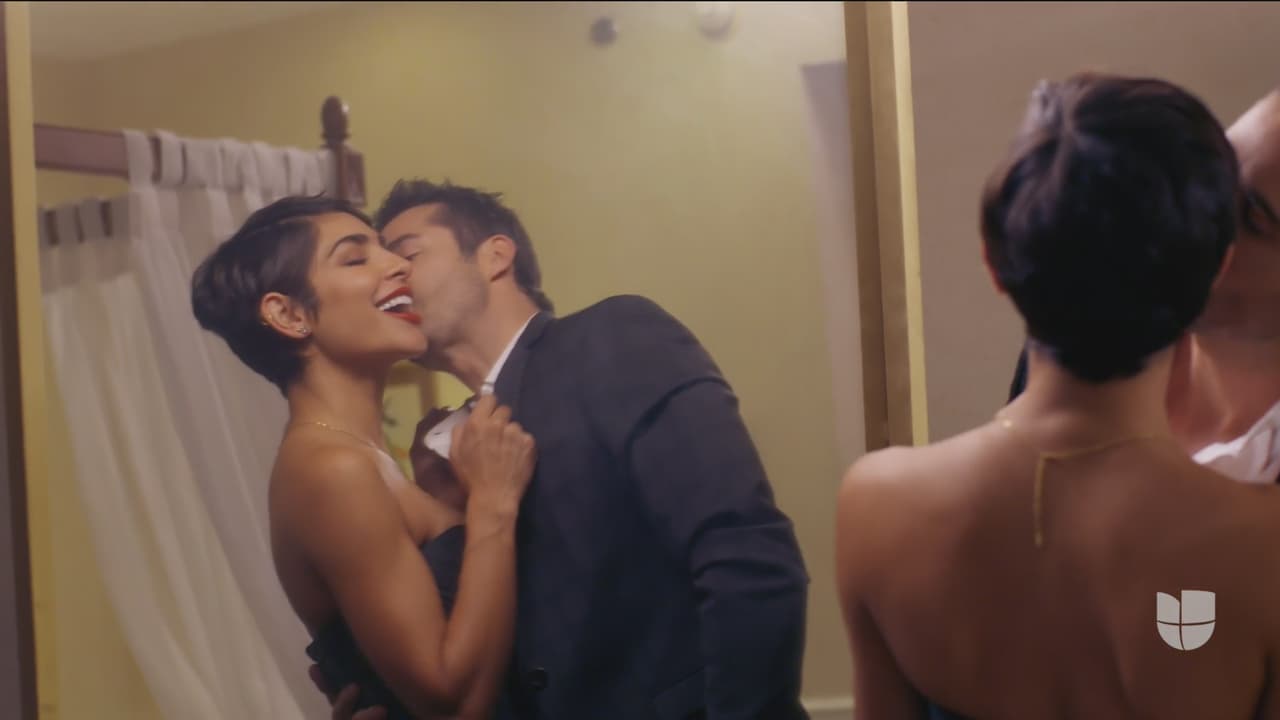 A cada momento los vimos compartiendo besos y caricias.