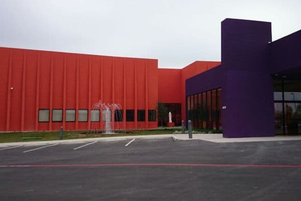 El diseño colorido y alegre del CRIT USA está especialmente diseñado para animar y motivar a los niños, que encuentran así las energías para recuperarse.