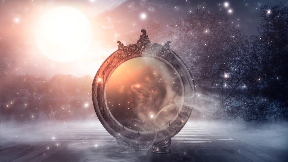 Entra en el mundo del subconsciente, de lo oculto, de la fascinación con el misticismo, la parte religiosa y filosófica de las personas. Es un planeta misterioso.