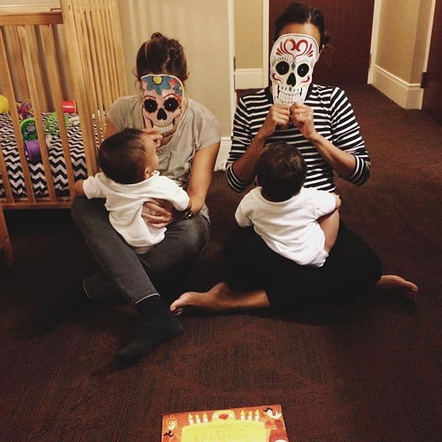 A diferencia de otras actrices, a Saldaña le encanta compartir los mejores momentos de sus bebés en Instagram