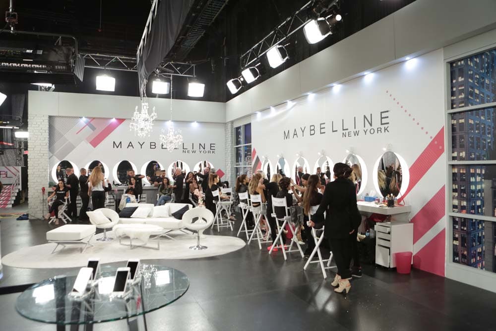 Las 25 chicas disfrutaron cada minuto del show aún sabiendo que esta podría ser su última noche. Abrazos, buenos deseos, tensión, nervios y mucho más se vivió en la tercera noche de NBLVIP.