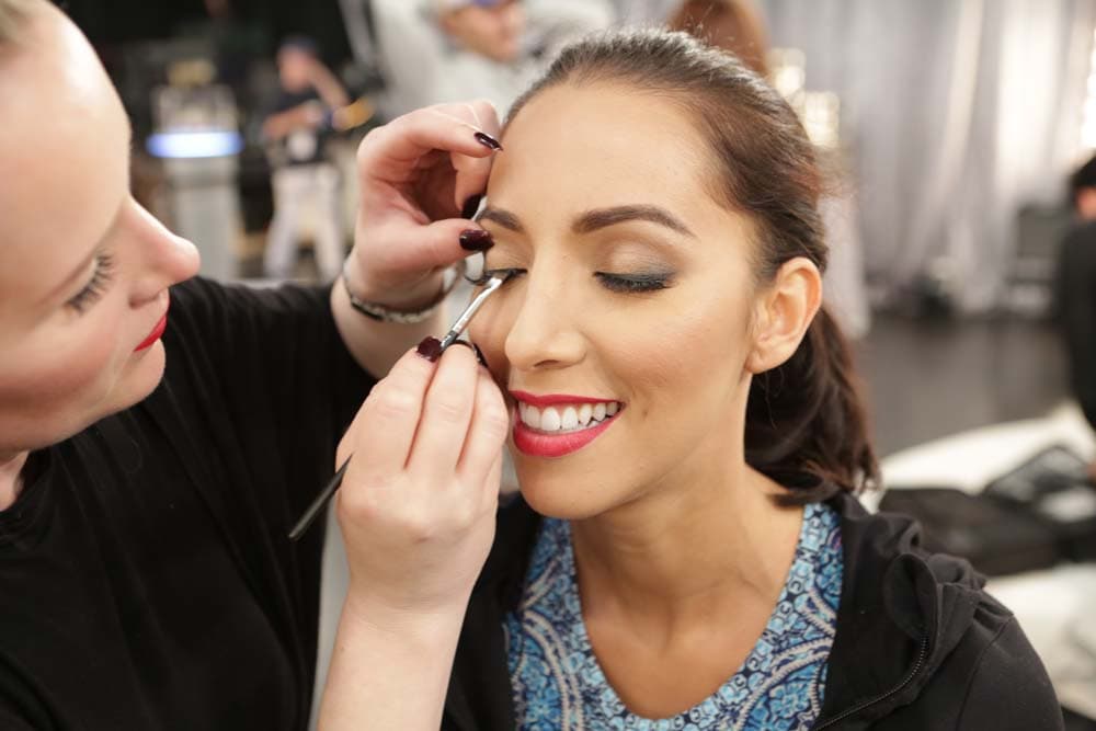 Las 25 chicas disfrutaron cada minuto del show aún sabiendo que esta podría ser su última noche. Abrazos, buenos deseos, tensión, nervios y mucho más se vivió en la tercera noche de NBLVIP.