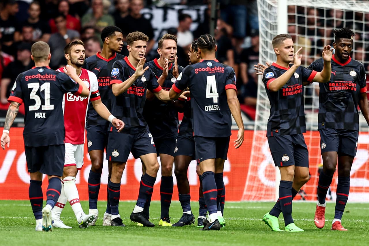 El PSV Eindhoven se quedó con la Supercopa de Holanda tras derrotar al Ajax.
<br>