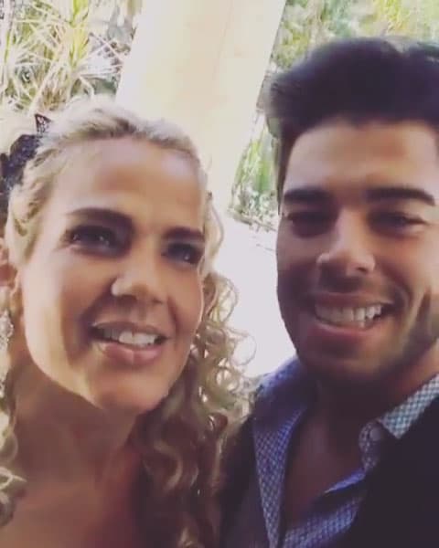 Este guapo brasileño vive en Estados Unidos, y aunque no hay un noviazgo formal por el momento según la revista TVyNovelas, se les ha visto muy juntitos.