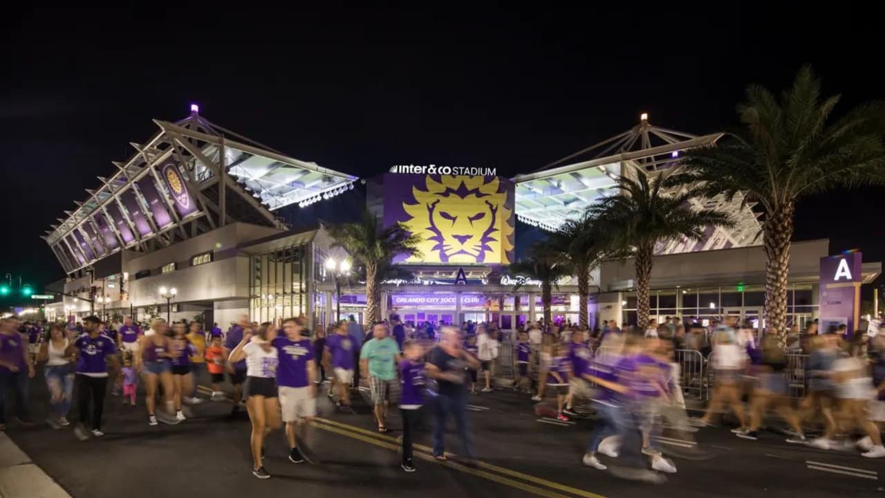 El estadio Inter&Co no solo es para fútbol; fue el escenario de la ceremonia inaugural de los Juegos Especiales 2022.