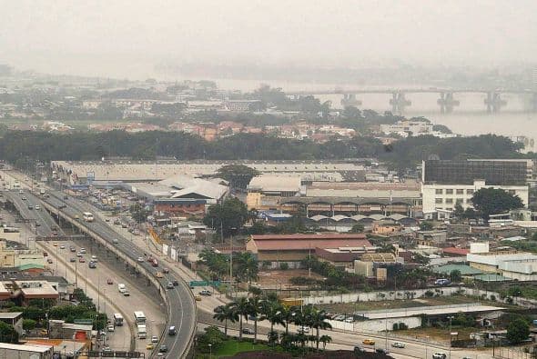 Destacó que observadores de la zona, señalaron que se pudo ver "una emisión de vapor de agua con leve cantidad de ceniza".