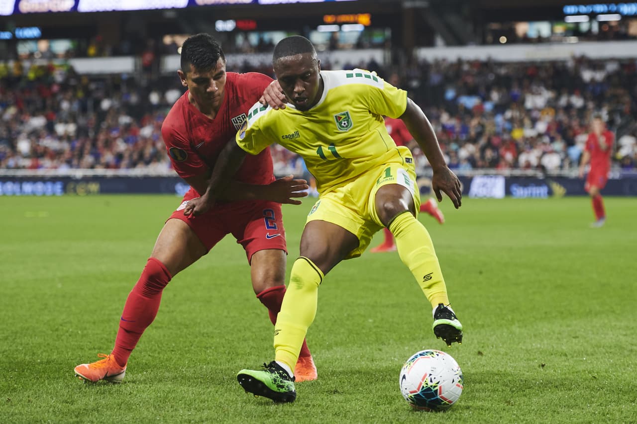 Fue sin duda un partido muy complicado para Guyana. Mientras Estados Unidos tuvo 18 disparos, seis a puerta, los de amarillo apenas sumaron cuatro y uno a portería, para poner en perspectiva el músculo de cada ofensiva.
