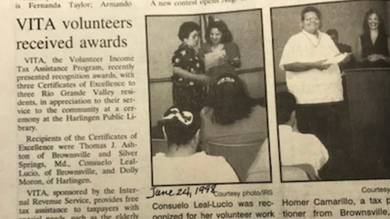 Fue en 1998 cuando el IRS atravesaba por una reorganización creando un programa para ayudar a los contribuyentes con sus problemas tributarios y ayudó a traducir el comunicado de prensa al español, ahí se vislumbraba su futuro como portavoz.