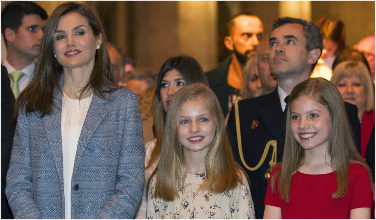 En noviembre de 2016 fueron al palacio de las Cortes de la Carrera de San Jerónimo. En esa ocasión participaron en la apertura de la XII Legislatura, en el debut de sus padres como dirigentes del acto.