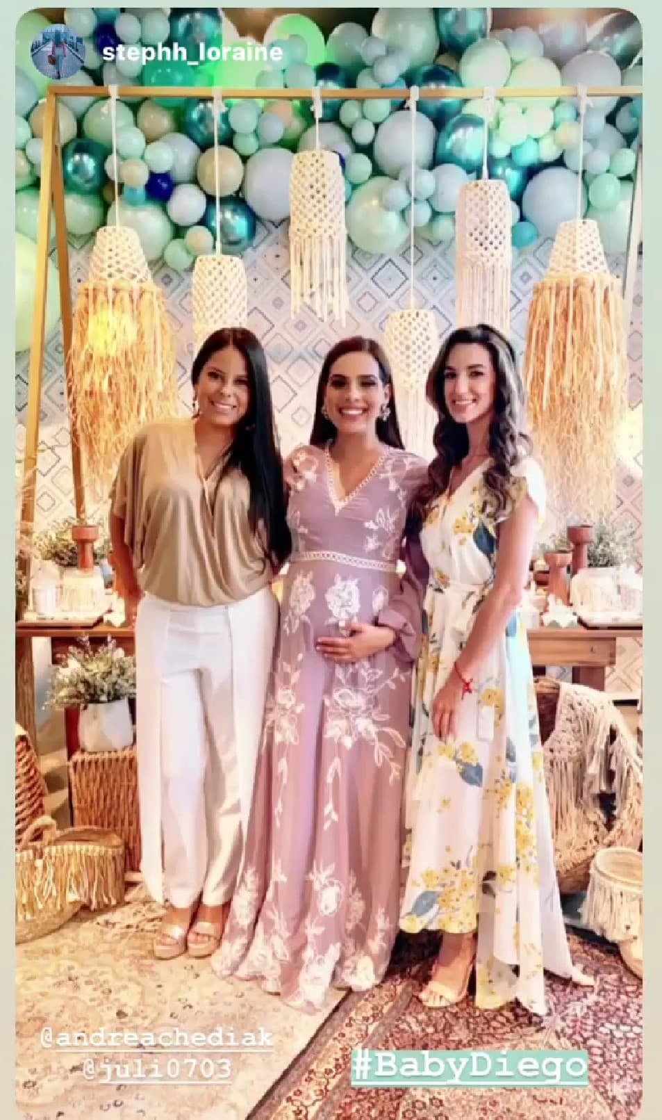 Juliana, la esposa de Yisus, y Stephanie Hernández, de la producción de Despierta América, también se dieron cita en el evento.