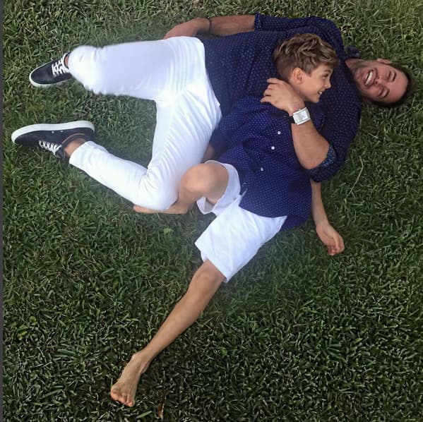 Sin embargo, no dejan de lado a todos sus fans que quieren saber un poco más de su vida y es cuando sorprenden con un bello momento familiar compartido a través de sus redes sociales.