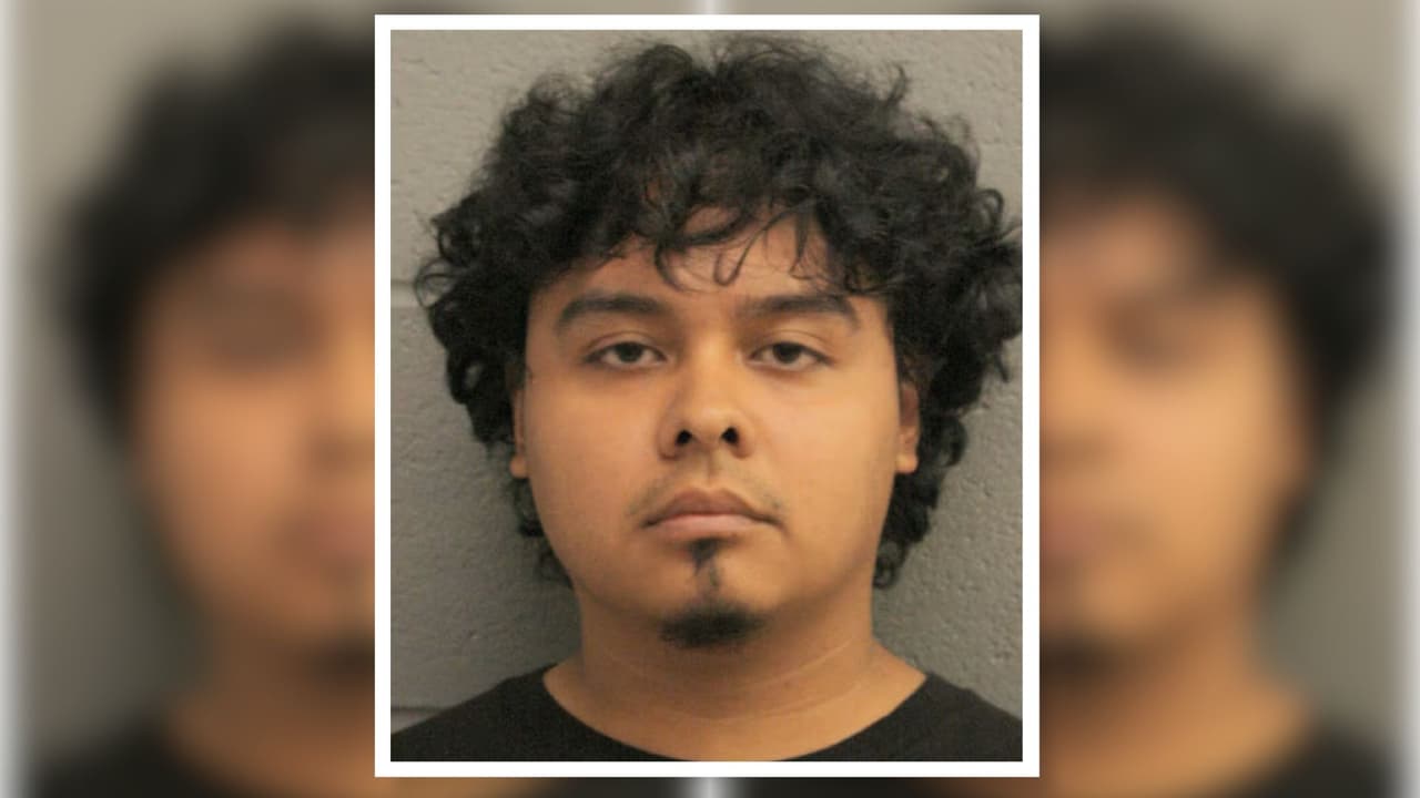 Este exempleado del HISD está acusado de agredir sexualmente a una estudiante durante el 2023