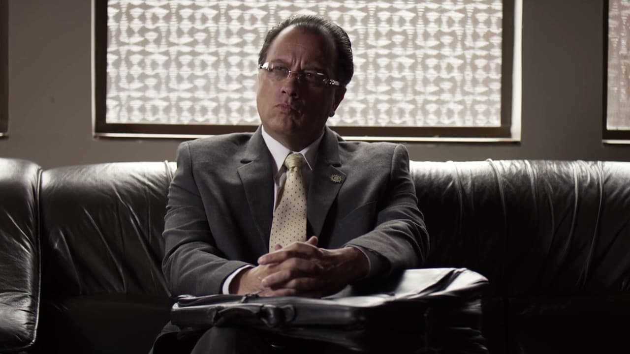 The chosen pawn was ‘El Profesor’, who met with entrepreneur 
<b>Carlos Almada</b> to receive several wads of money for his candidate’s campaign.